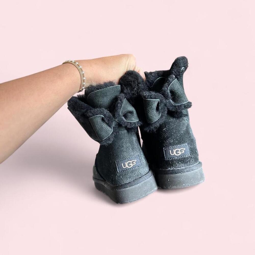 UGG Black Bailey Bow short Boots